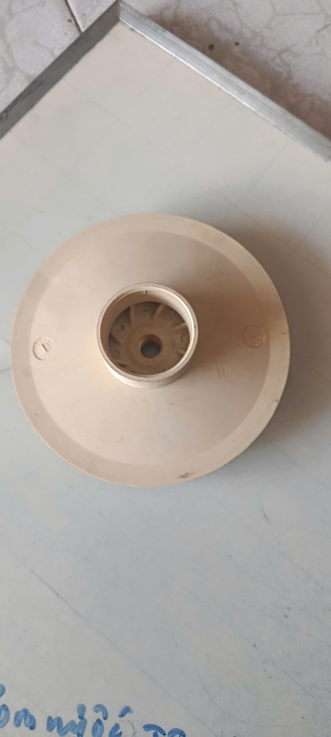 Cánh bơm nước Tân Hoàn Cầu 1.5HP